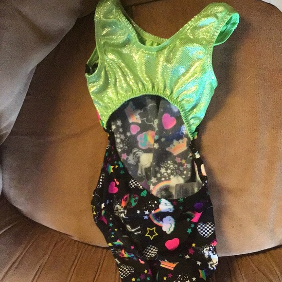 Garland activewear size child large (CL) - Picture 2 of 3